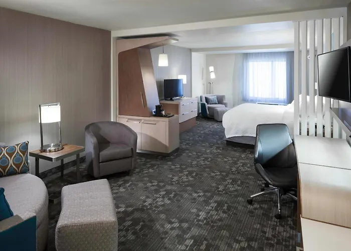 Courtyard By Marriott Fort Worth Alliance Town Center
