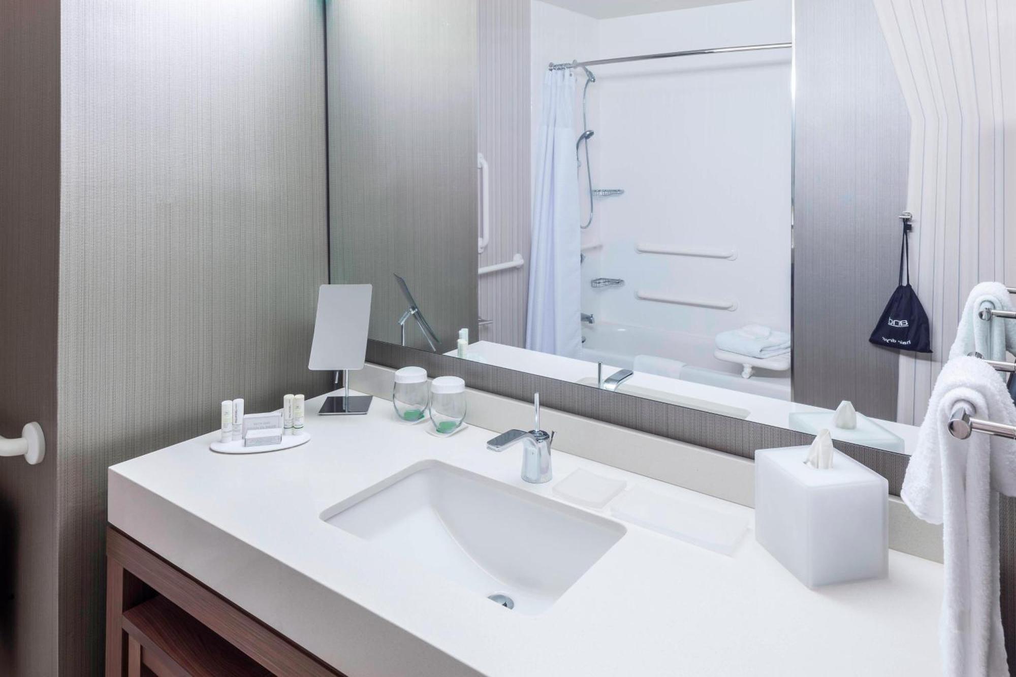 Courtyard By Marriott Worth Alliance Town Center 3*