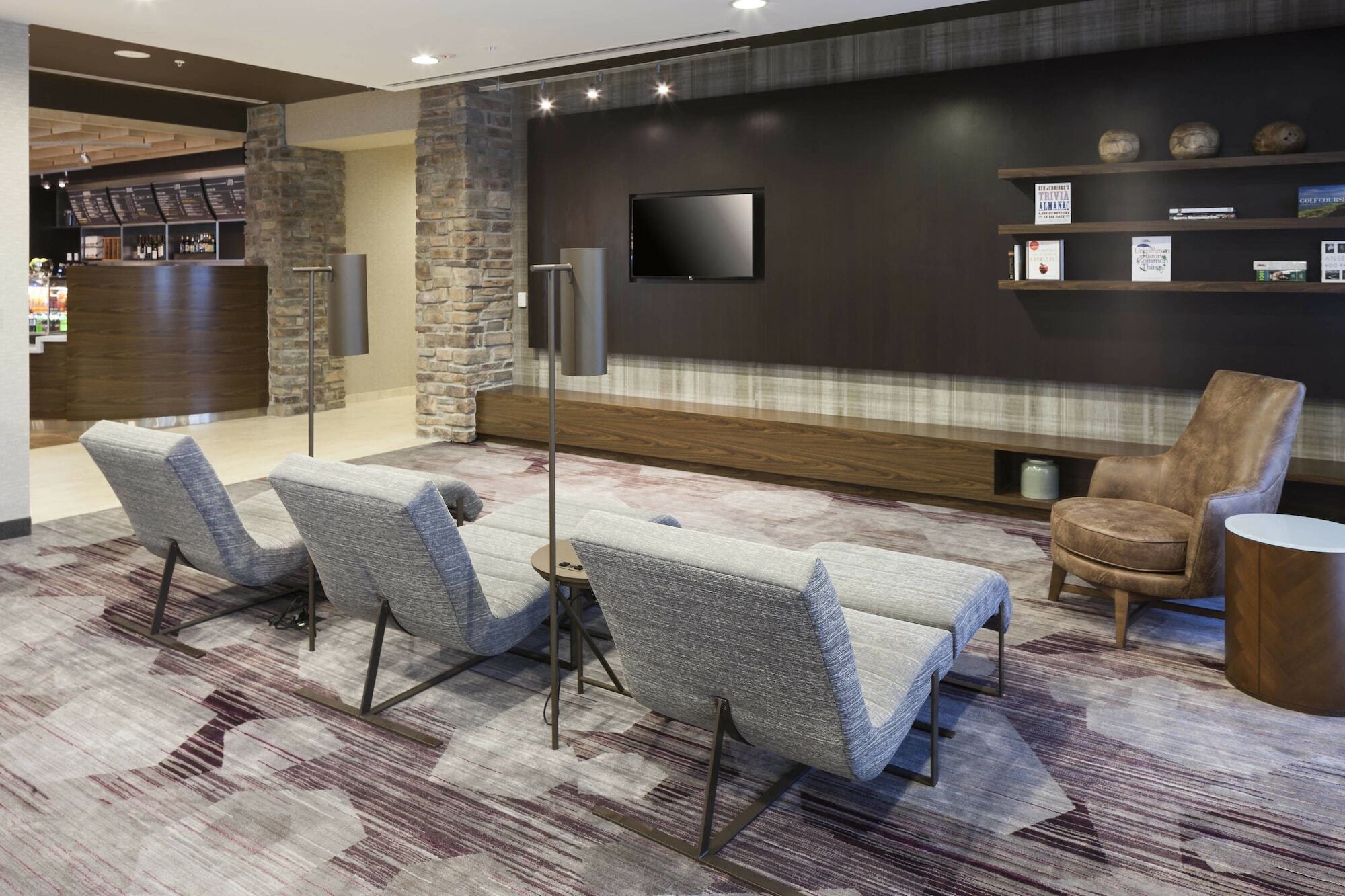 Courtyard By Marriott Worth Alliance Town Center Hotel 3*